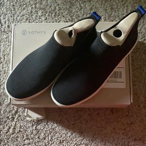 Rothy’s Chelsea Black Pull On Boot Size 9